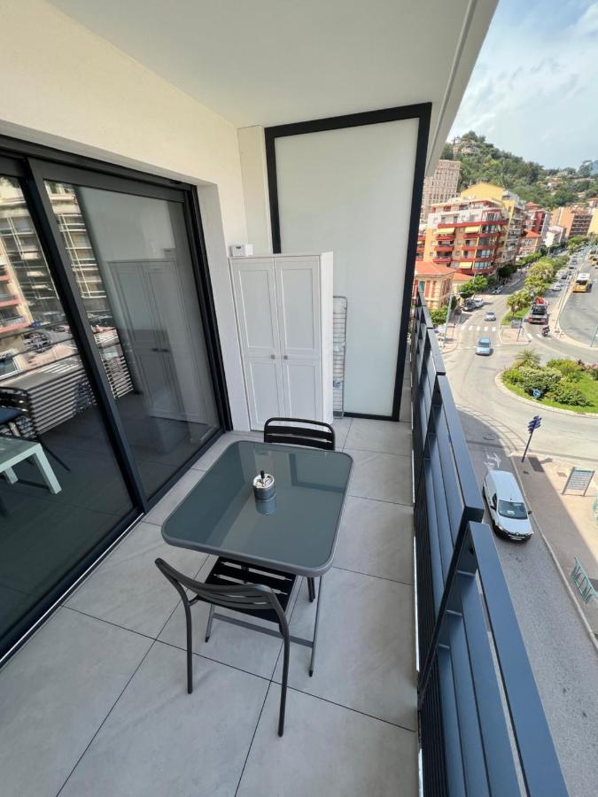 Appartement Tout Equipe Centre Ville Menton Dış mekan fotoğraf