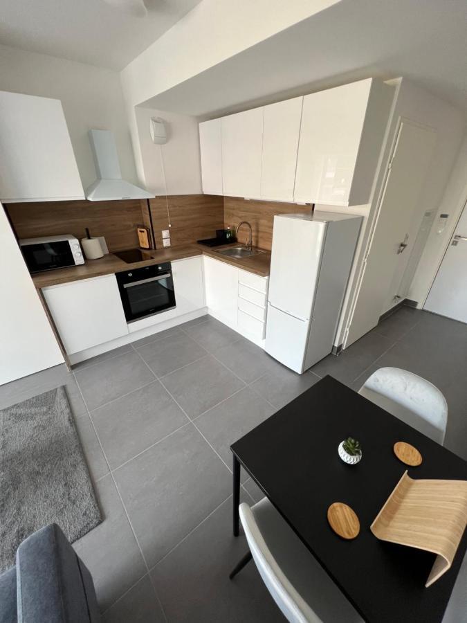 Appartement Tout Equipe Centre Ville Menton Dış mekan fotoğraf