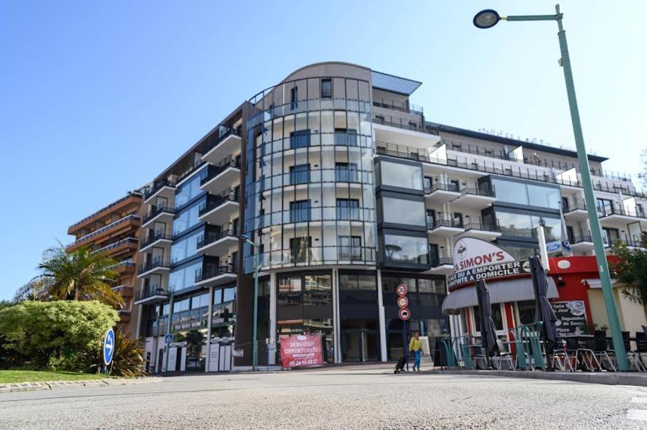 Appartement Tout Equipe Centre Ville Menton Dış mekan fotoğraf